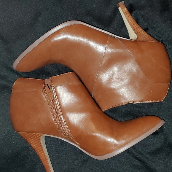 CARLOS by CARLOS SANTANA Women's Equinox Cognac Ankle Booties 9M - Picture 3 of 8